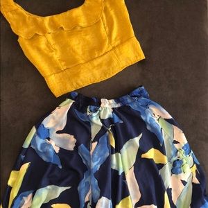 Crop top/skirt bundle